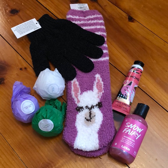 Forever 21 Accessories - NWT Spa Bundle